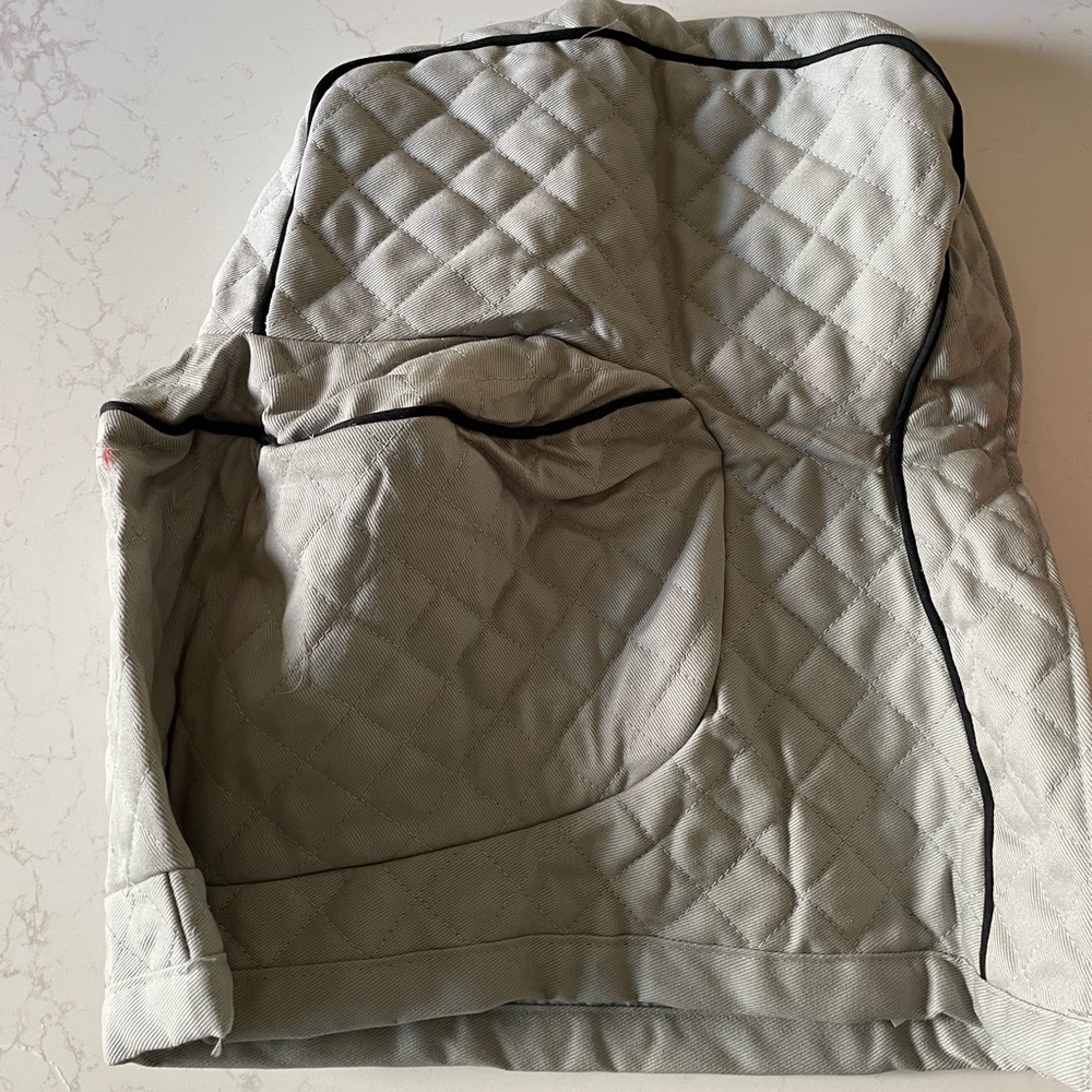 KitchenAid Fitted Stand Mixer Cover - Picture 3 of 4